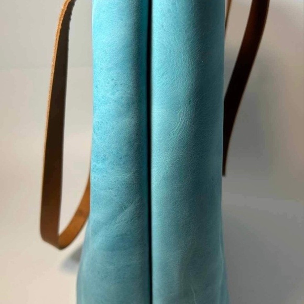 KMM & Co. Handbag Carryall Tote Satchel Light Blue Distressed Leather Purse - Picture 3 of 8